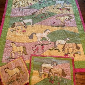 Kids company store horse quilt bedding